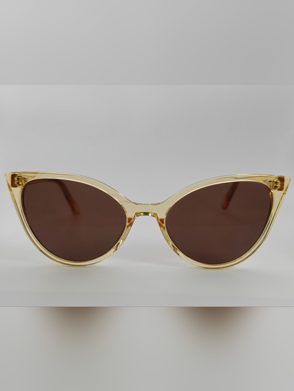 Quartet Women’s Cat Eye Sunglasses in Champagne Frame.